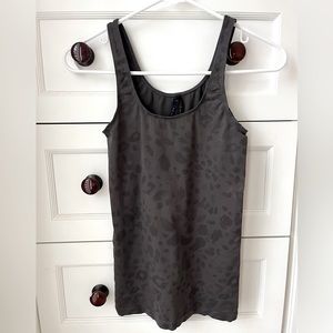 Babaton subtle animal print 🐾- super soft and stretchy